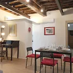 아파트 La Bussola Vintage House-centro Storico-a Due Passi Da Tutto *