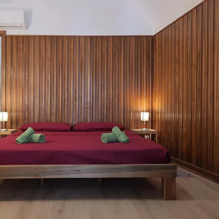 Appartamento La Bussola Vintage House-ampio Bilocale Piazza Castello *