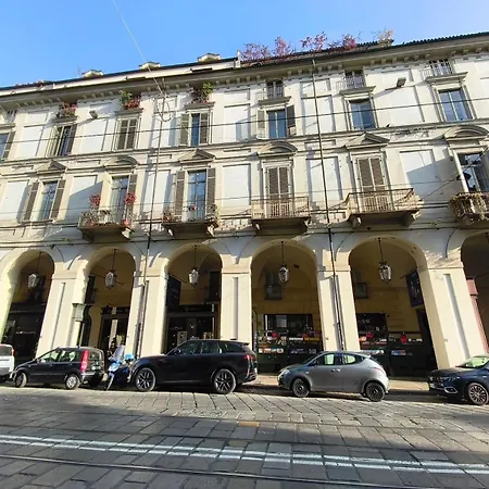 La Bussola Vintage House-ampio Bilocale Piazza Castello *