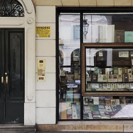 Appartamento La Bussola Vintage House-ampio Bilocale Piazza Castello *